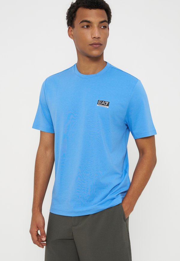 EA7 Emporio Armani