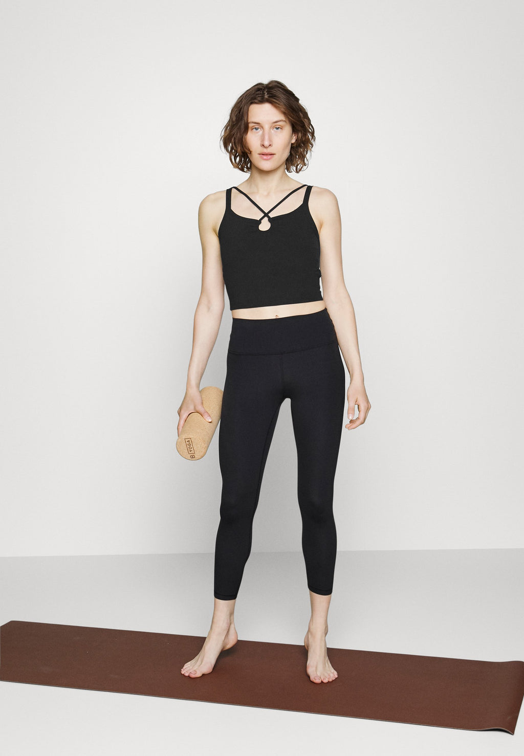 Athleta SHANTI KEYHOLE TANK