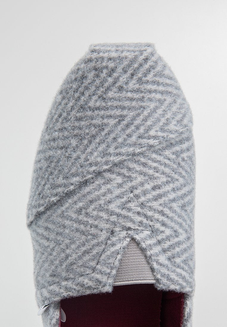 TOMS