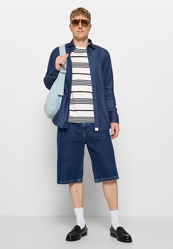 Peuterey ETIENNE SLIM FIT