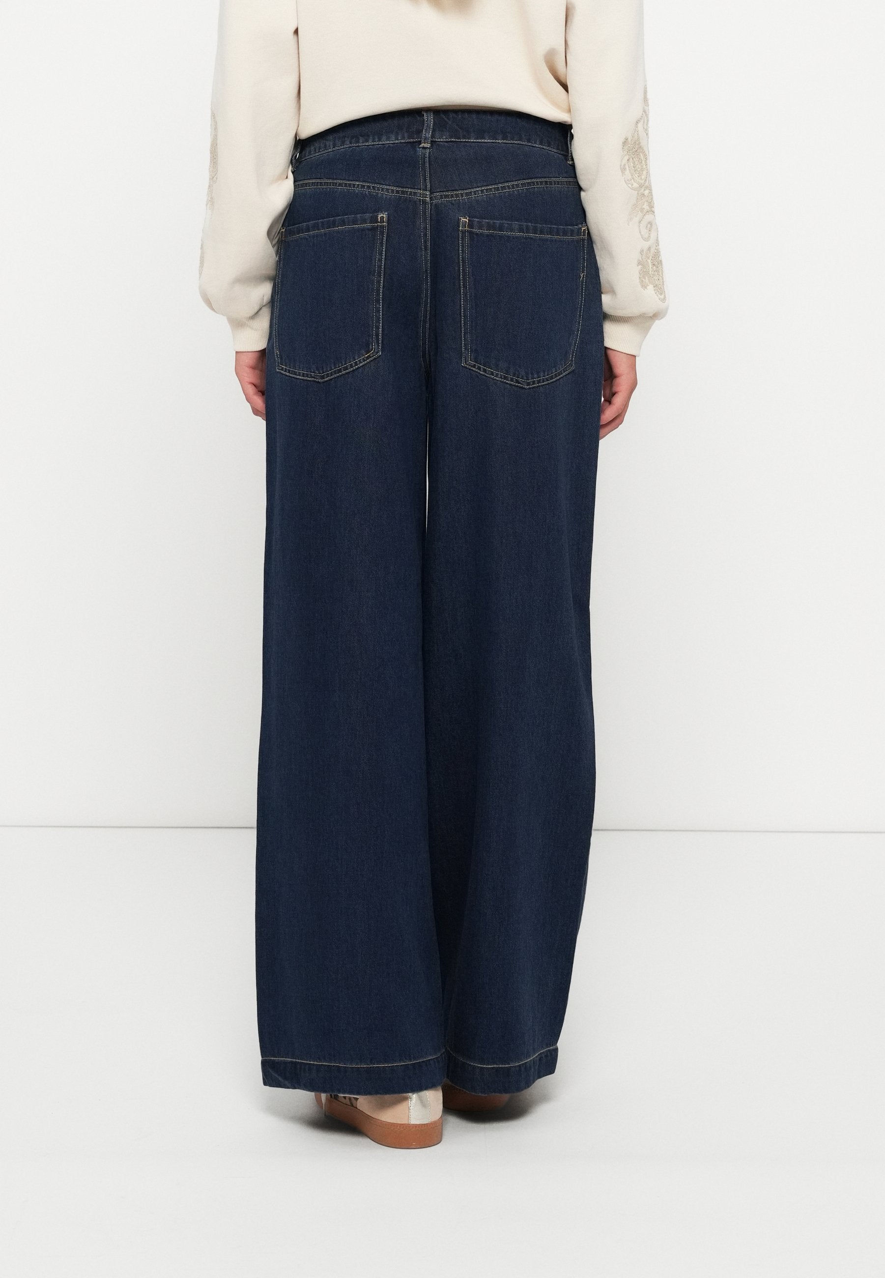 Wide-fit ONLINGRID Mid waist Wide Leg Fit Media 4