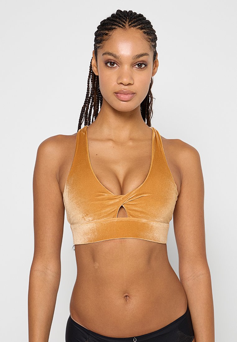 Fabletics