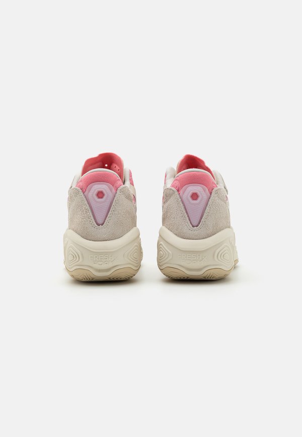 New Balance FRESH FOAM BB V2