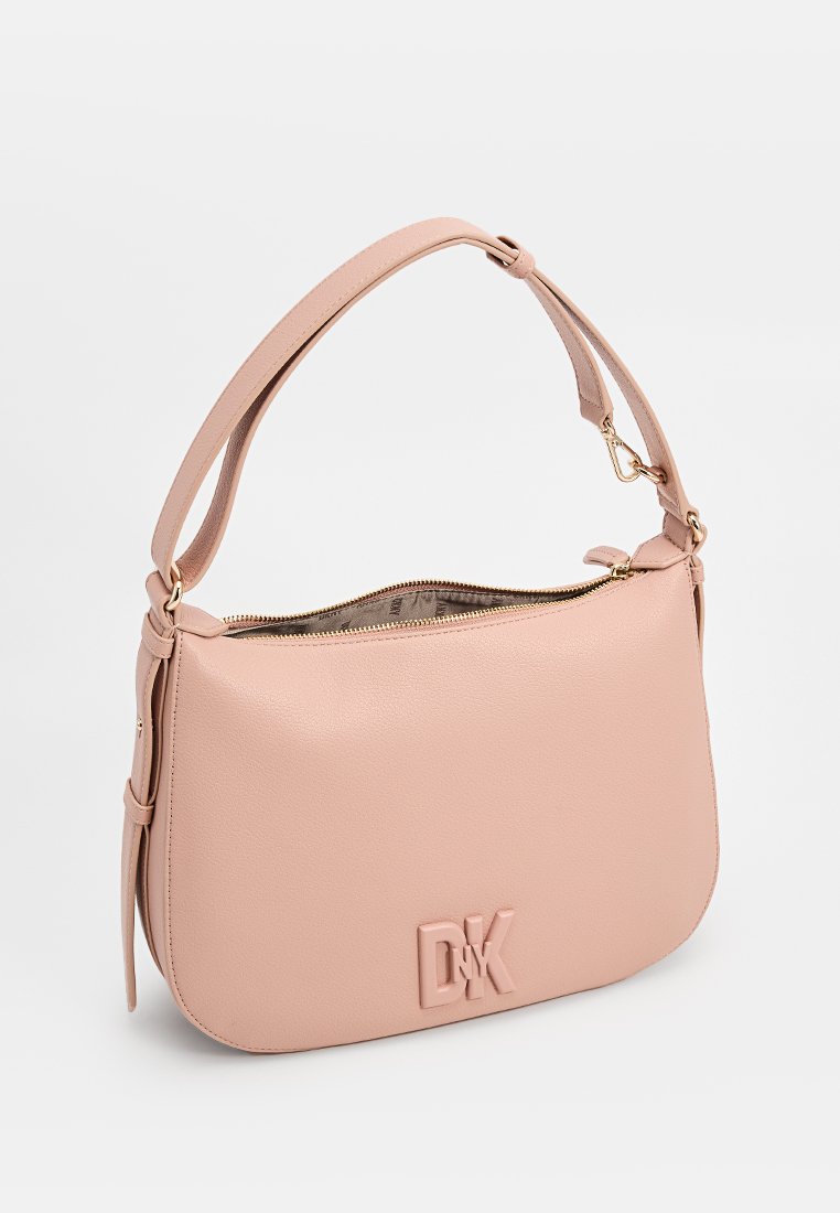 DKNY SEVENTH AVENUE