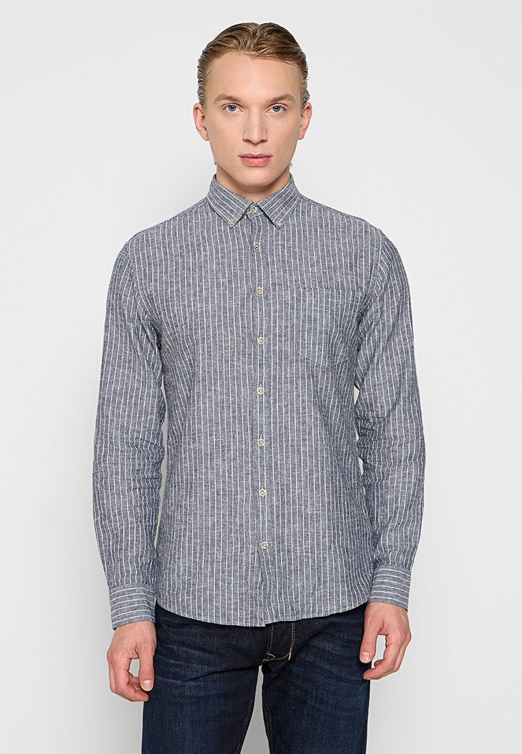 RELAXED FIT Media 1