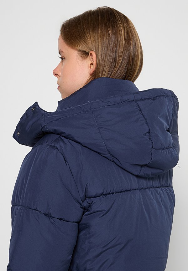 Fila BUCHEN