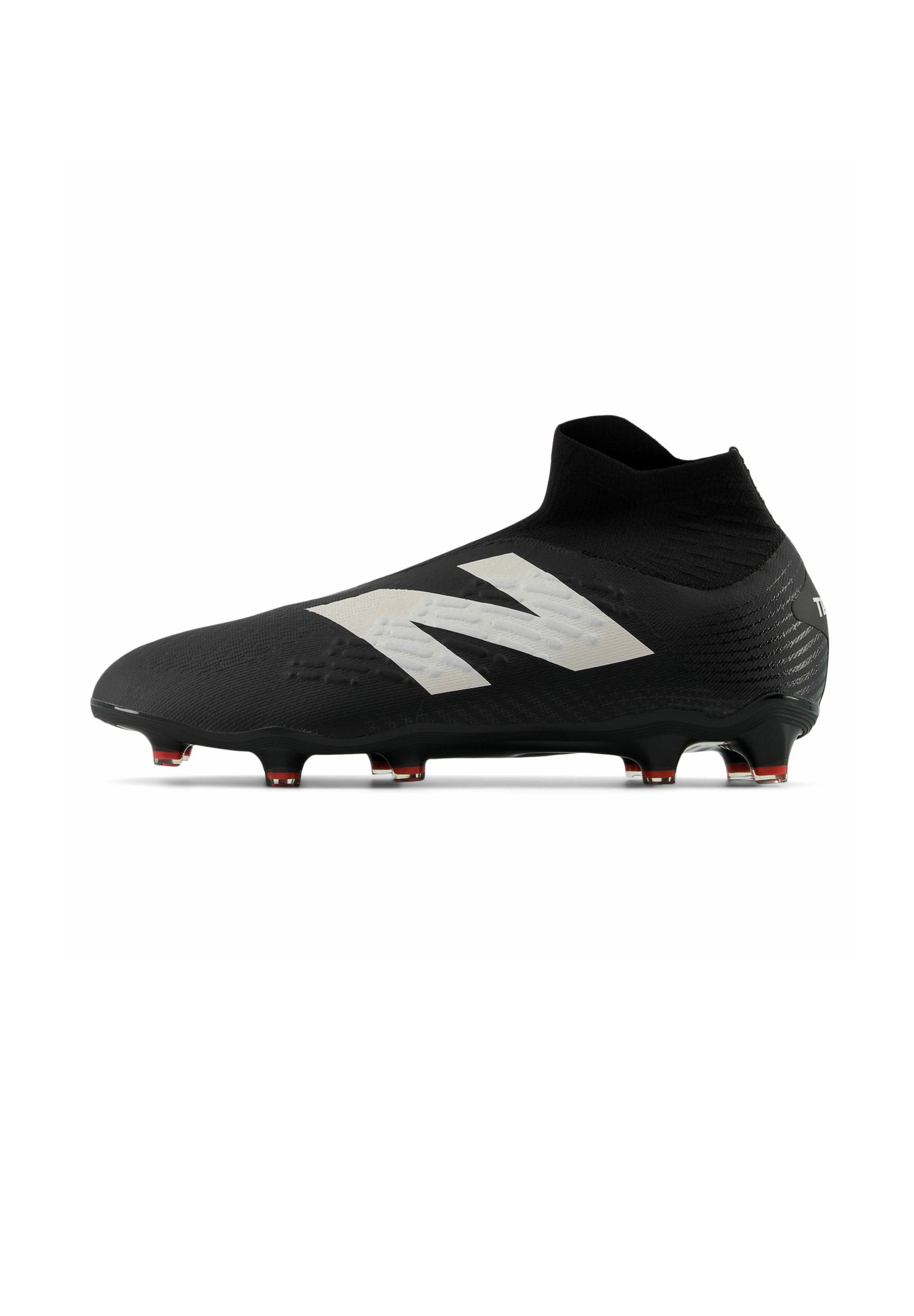 New Balance TEKELA MAGIA
