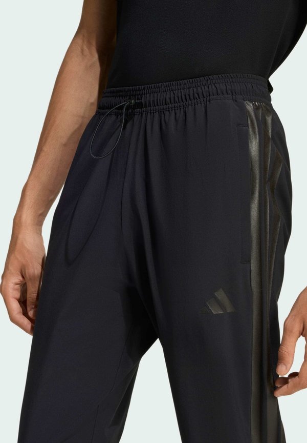 adidas Sportswear HOUSE OF TIRO