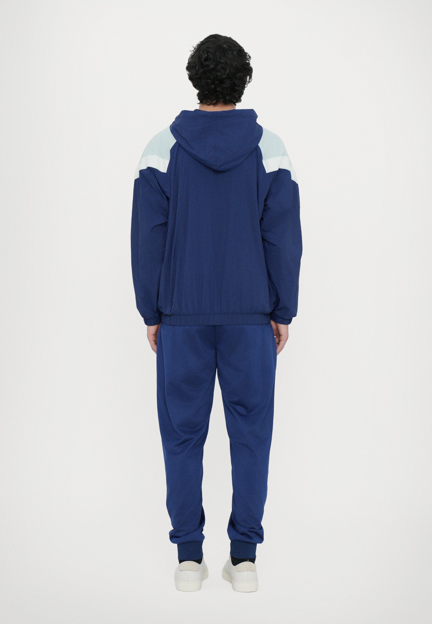 EA7 Emporio Armani Übergangsjacke Media 6