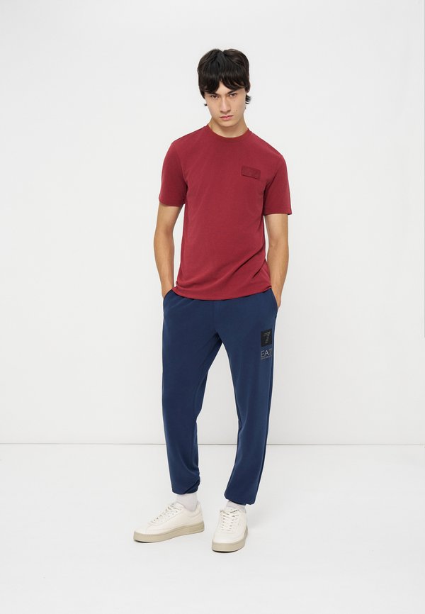 EA7 Emporio Armani