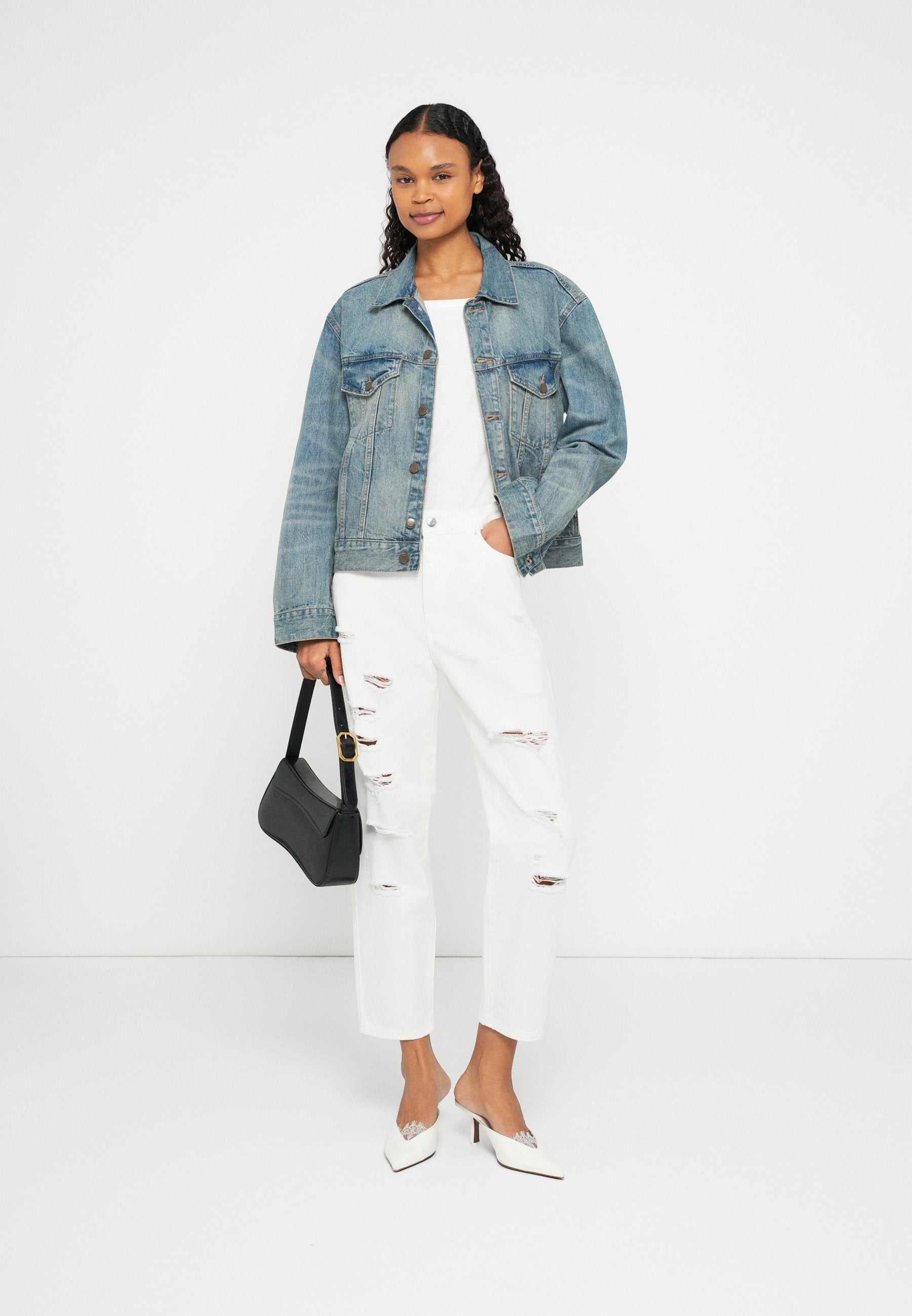 Armani Exchange Jeans Relaxed Fit Media 3