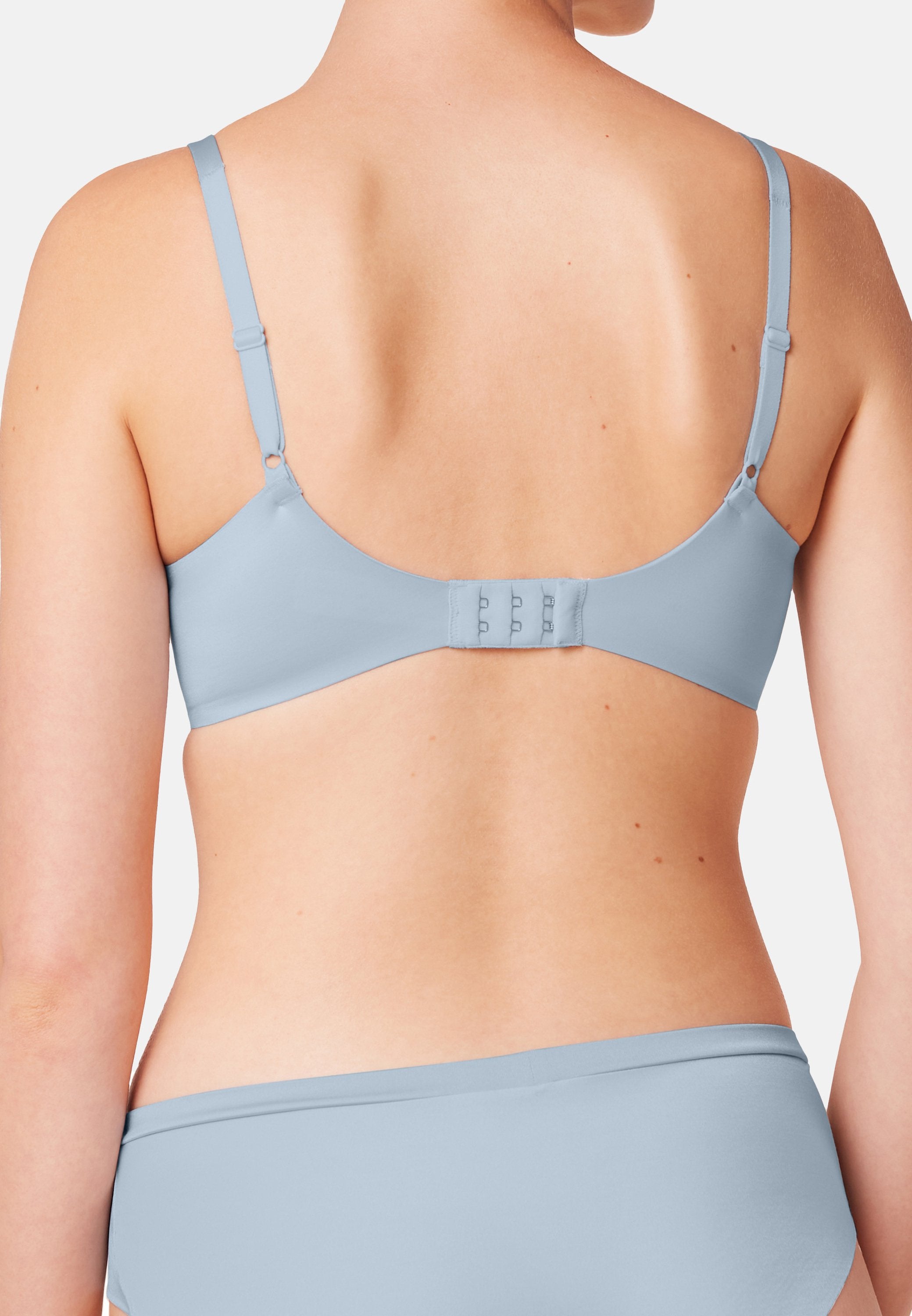 Triumph BODY MAKE-UP SOFT TOUCH WP EX