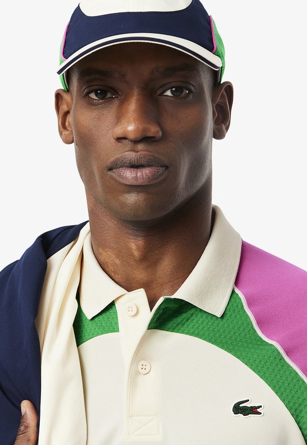 Lacoste Sport