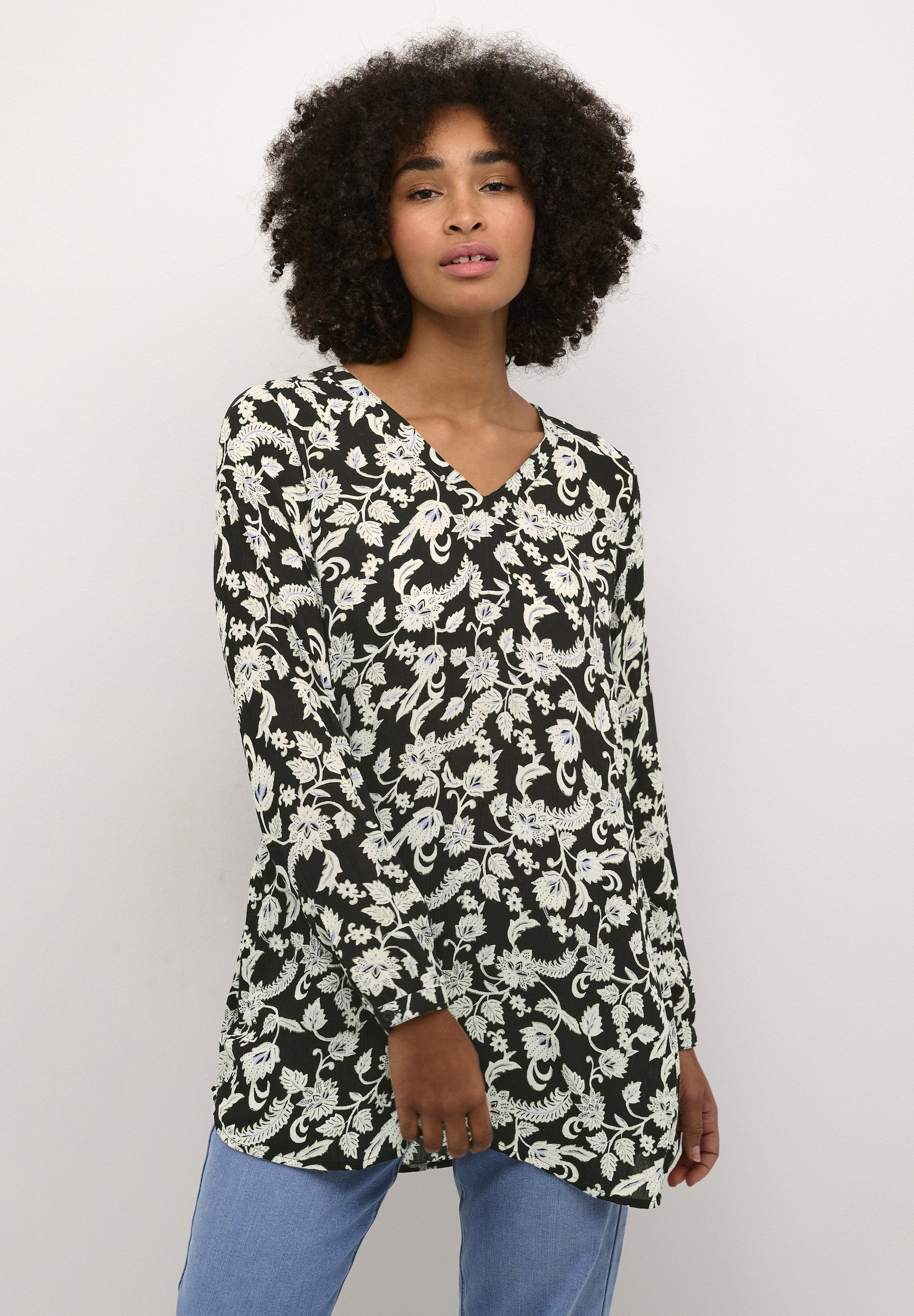 Kaffe AMBER V-NECK