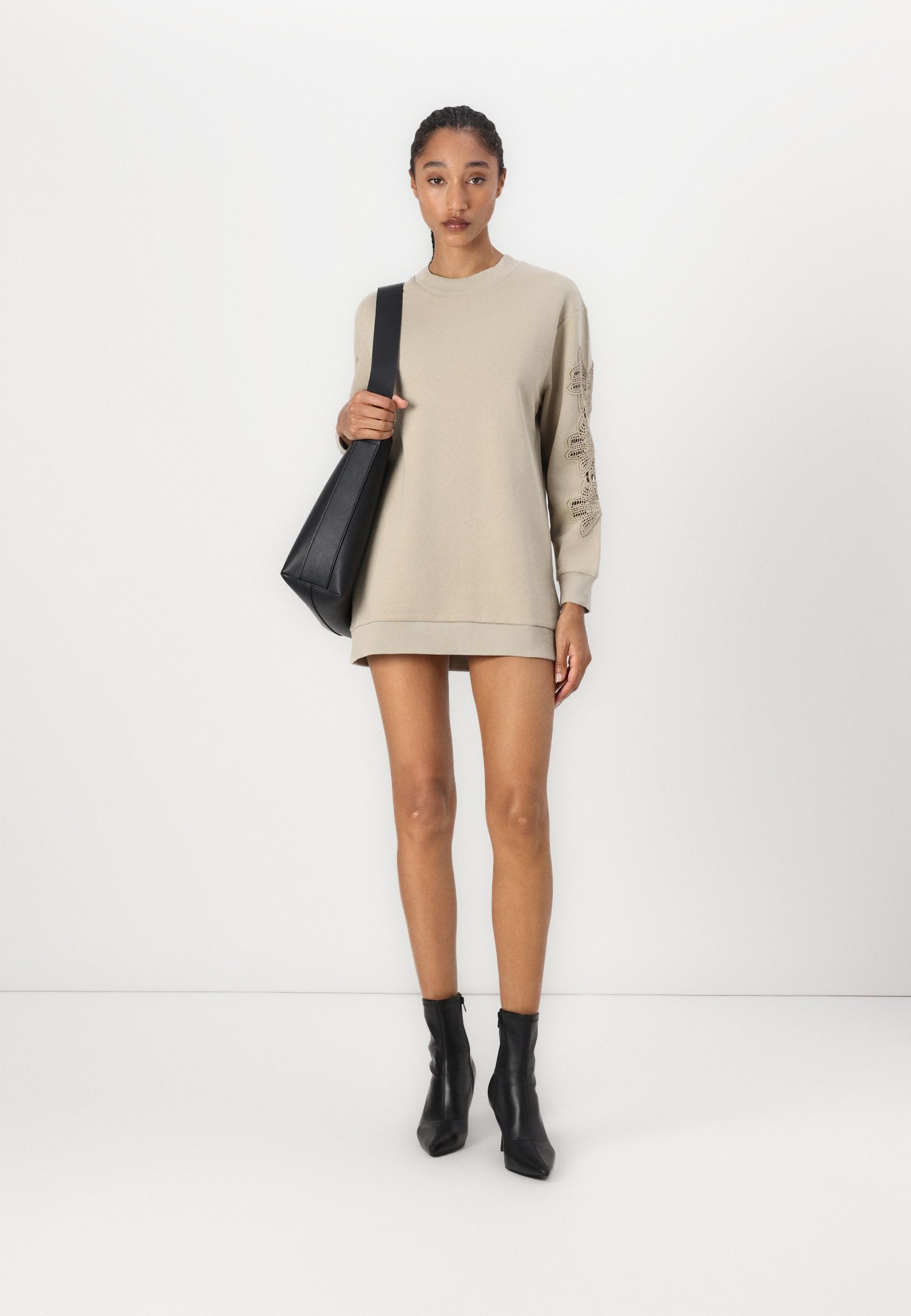 Soaked in Luxury GRY