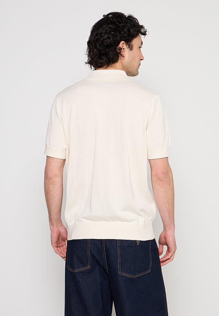 Lyle & Scott