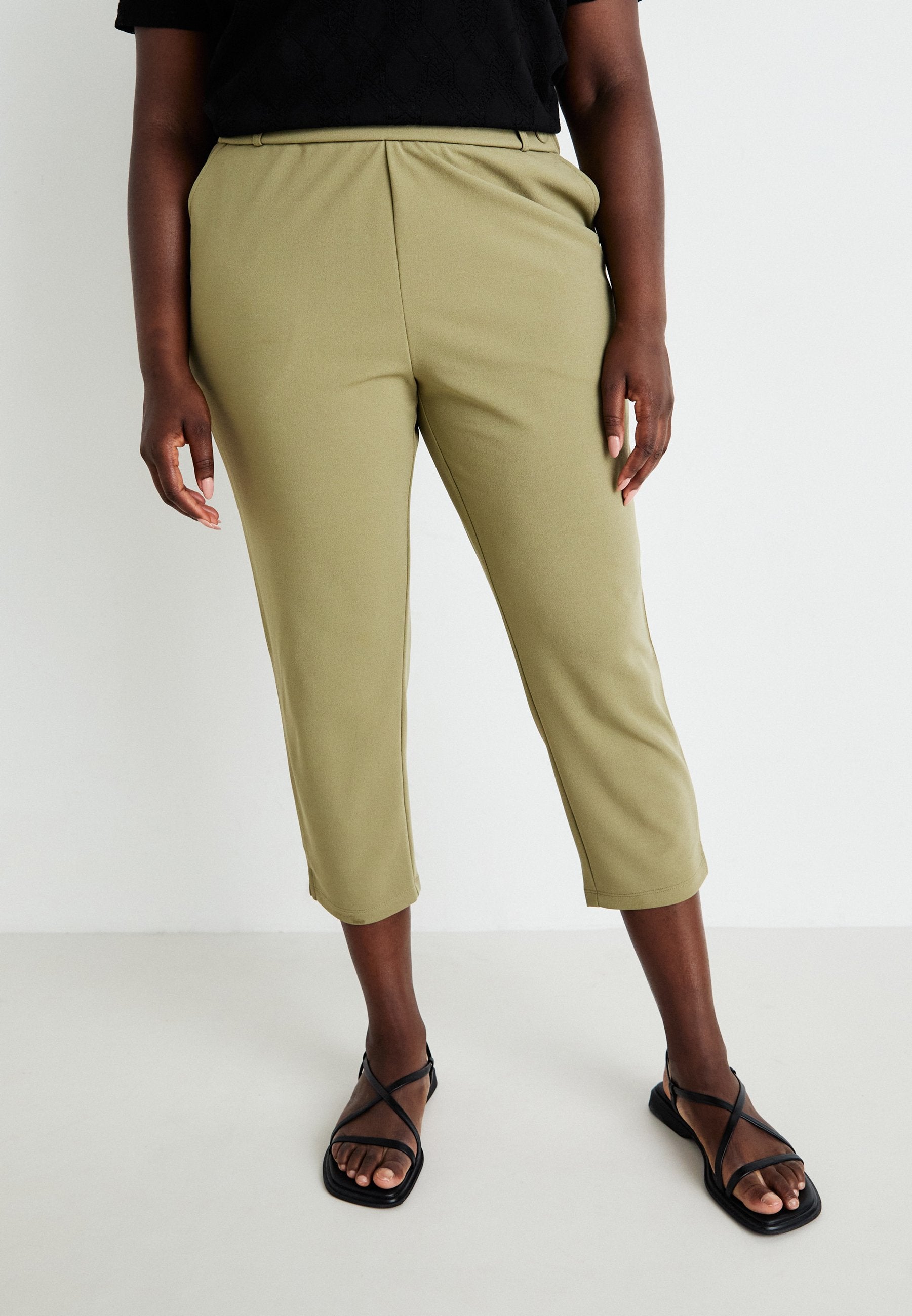 ONLY Carmakoma CARSANIA PULL UP PANT