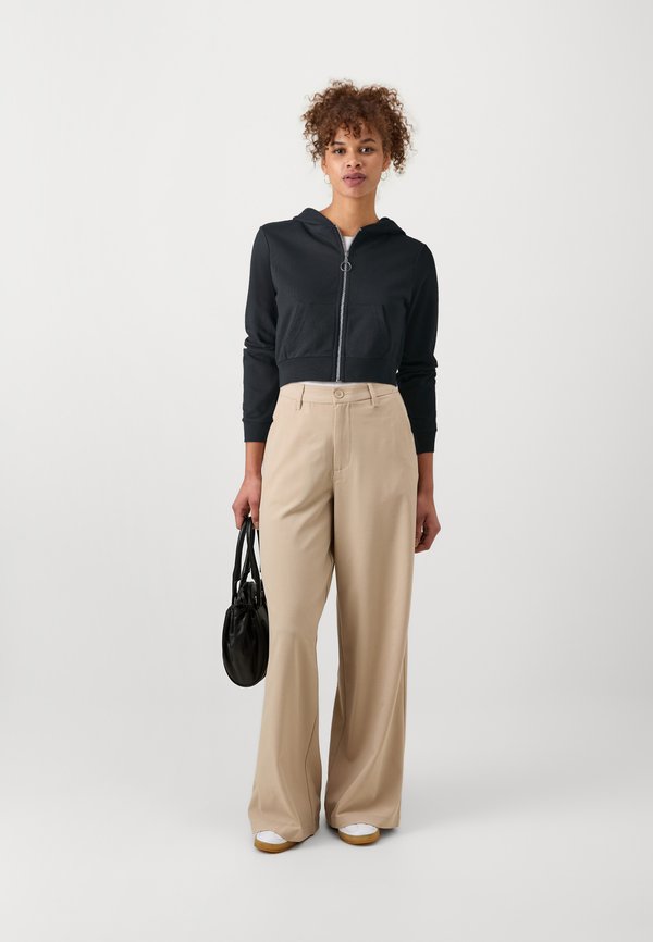 Even&Odd Petite by Zalando