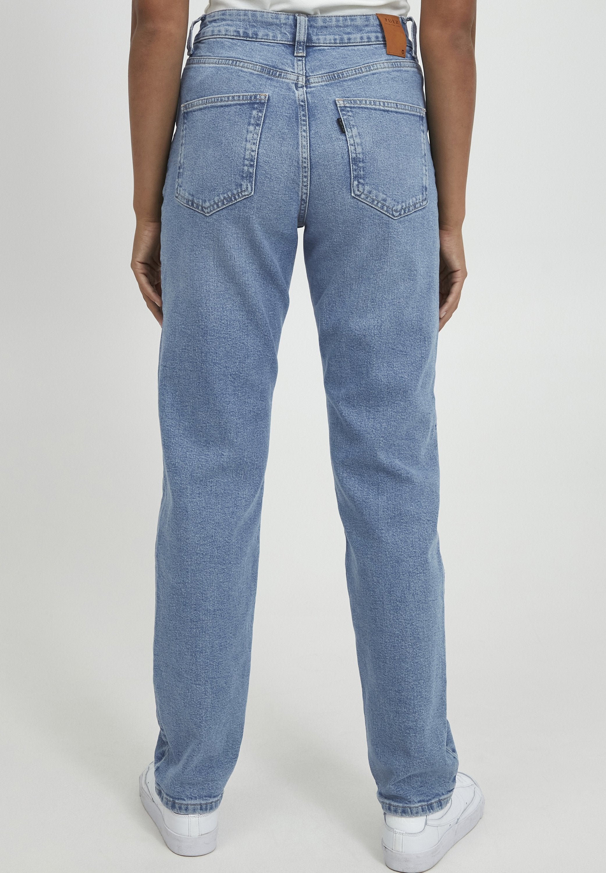PULZ PZLIVA STRAIGHT LEG