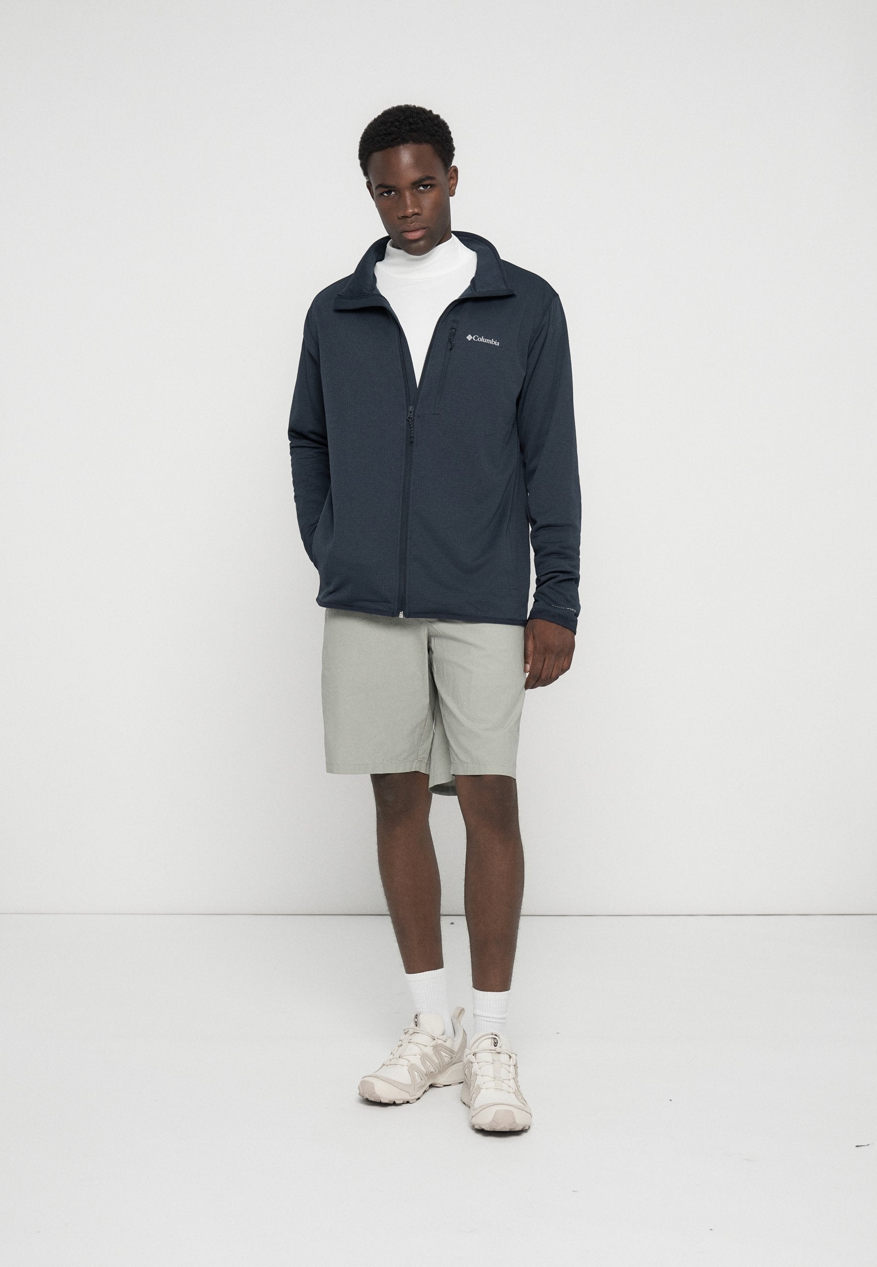 Columbia ESSENTIAL HIKE™