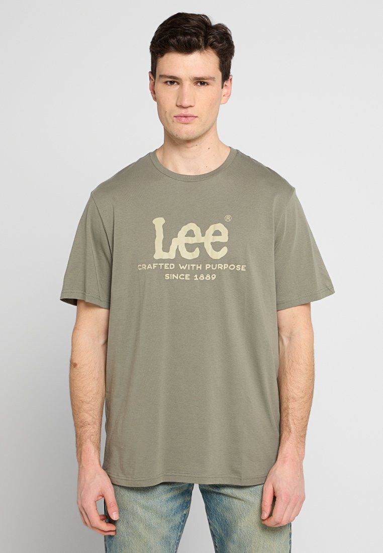 Lee RELAXED FIT