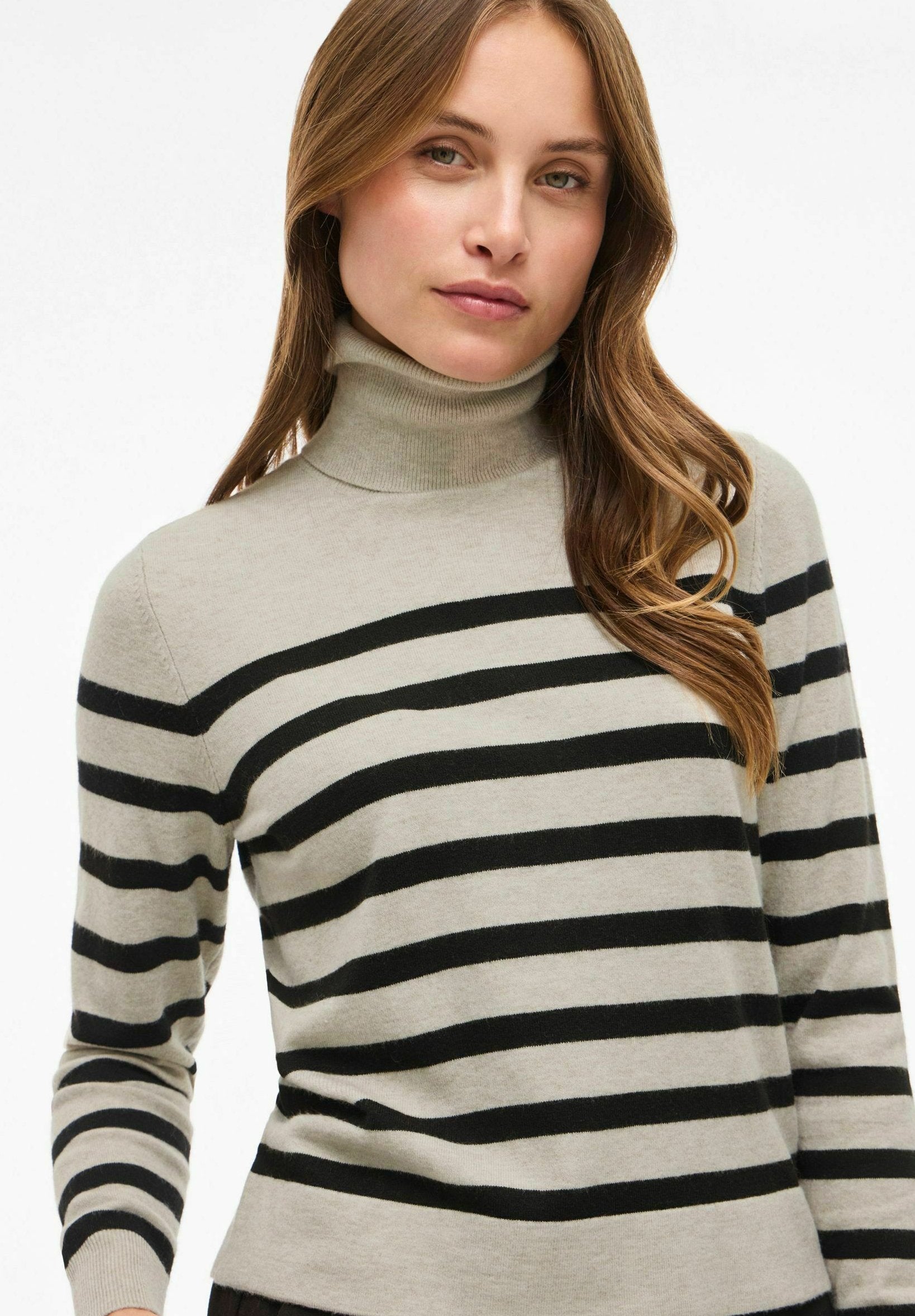 VILA Knitted VIKERRY Turtleneck