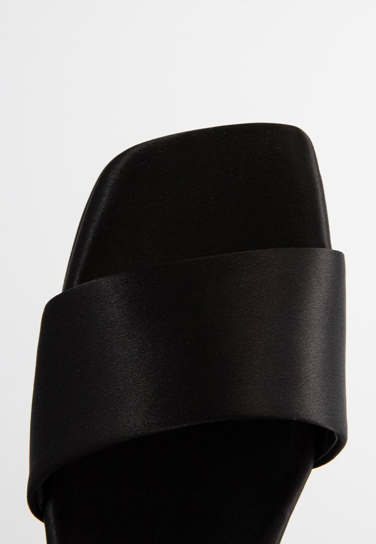 Jeffrey Campbell LOW-KEY