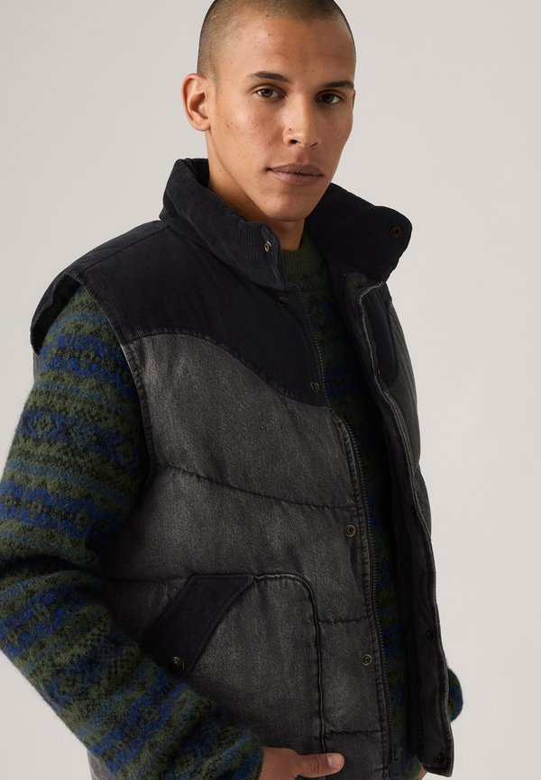 Levi's® WILD WEST