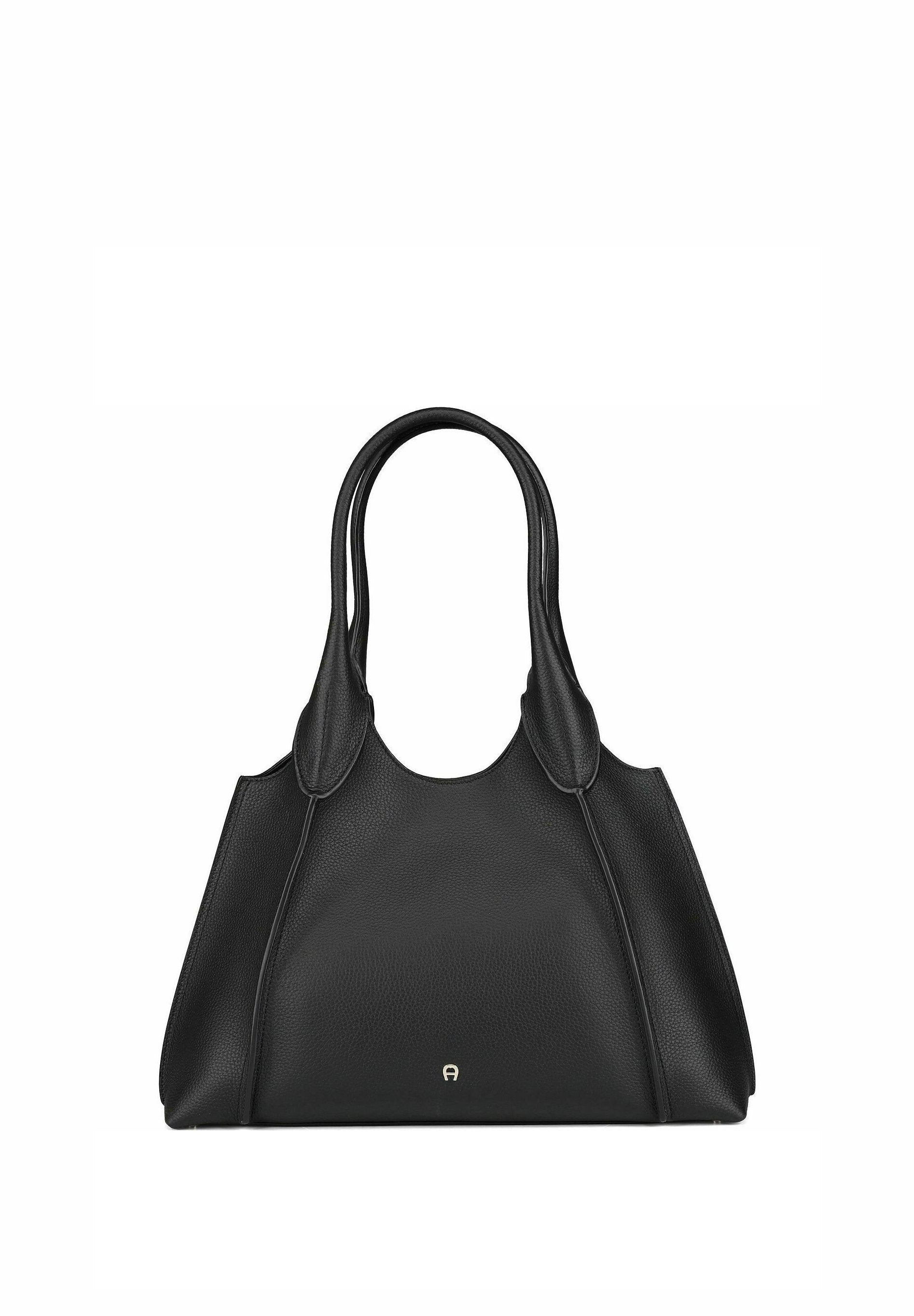 AIGNER KAYLA