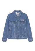 Jeansjacke in Hellblau mit Kragen, langen Ärmeln, zwei Brusttaschen und einem weißen Yale-Logo auf der linken Seite.