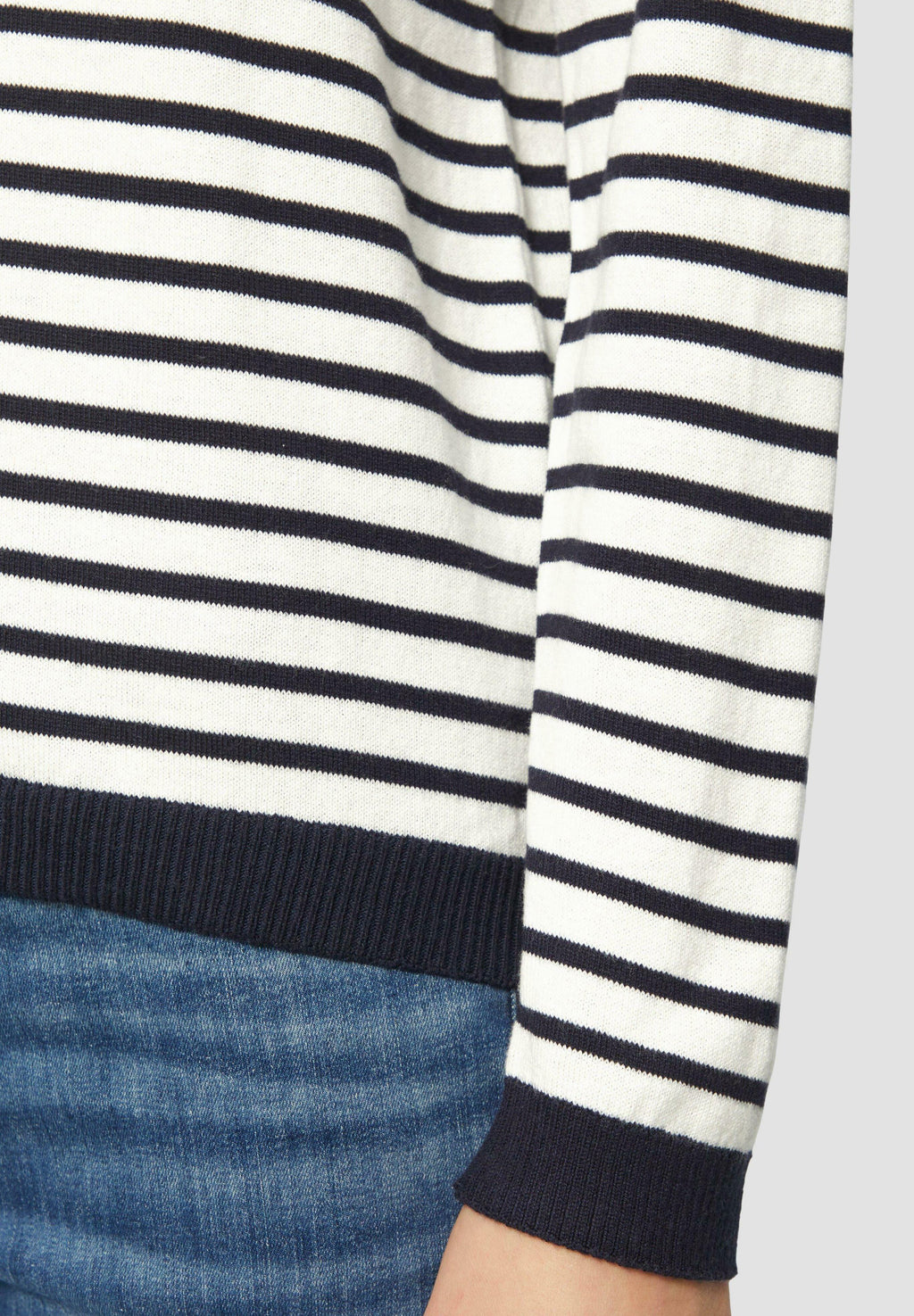 s.Oliver Strickpullover Media 4