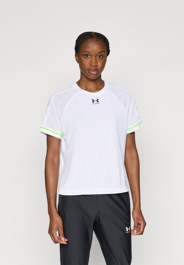 Under Armour CHALLENGER BOXY - Basic T-shirt - white/black