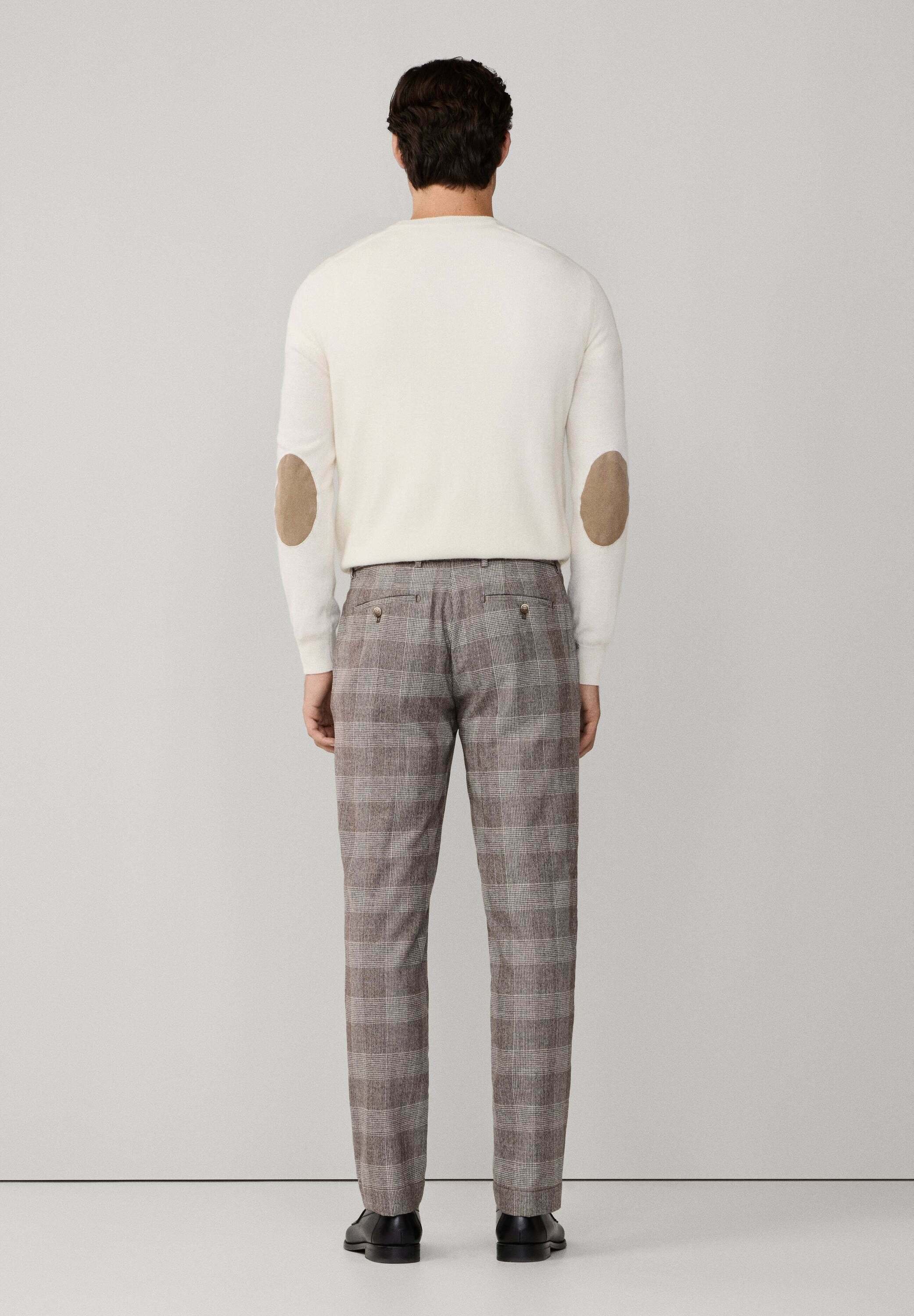 Hackett London POW