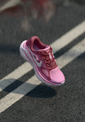 Nike Performance STRUCTURE PLUS - Road running shoes - pink smoke/white/pink rise/light magenta/aluminum/bleached lilac