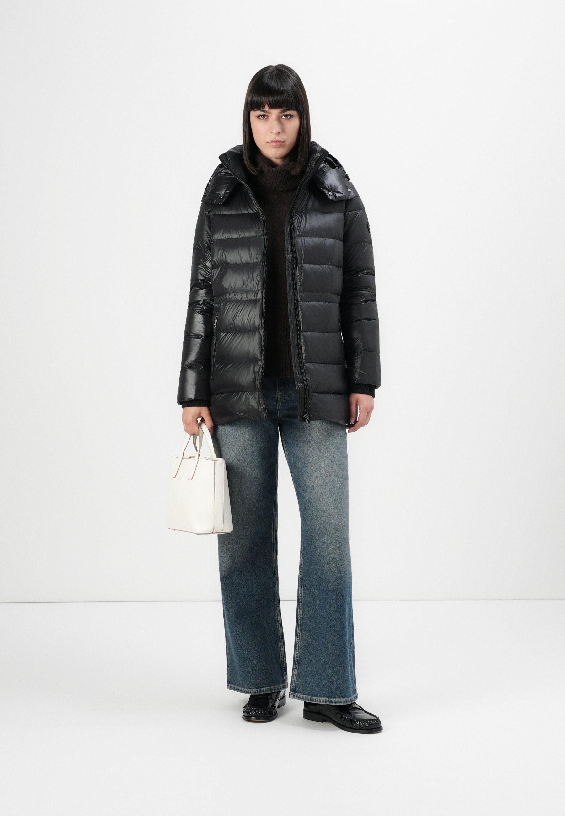 GLOSS WAIST COAT Media 2