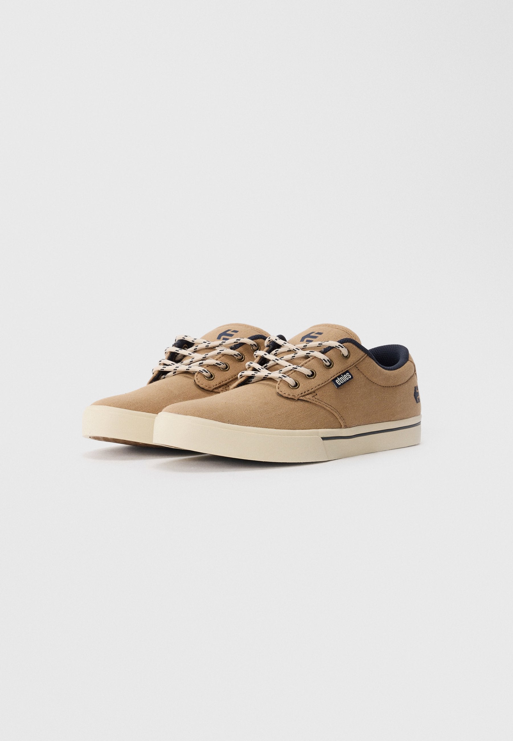 Etnies