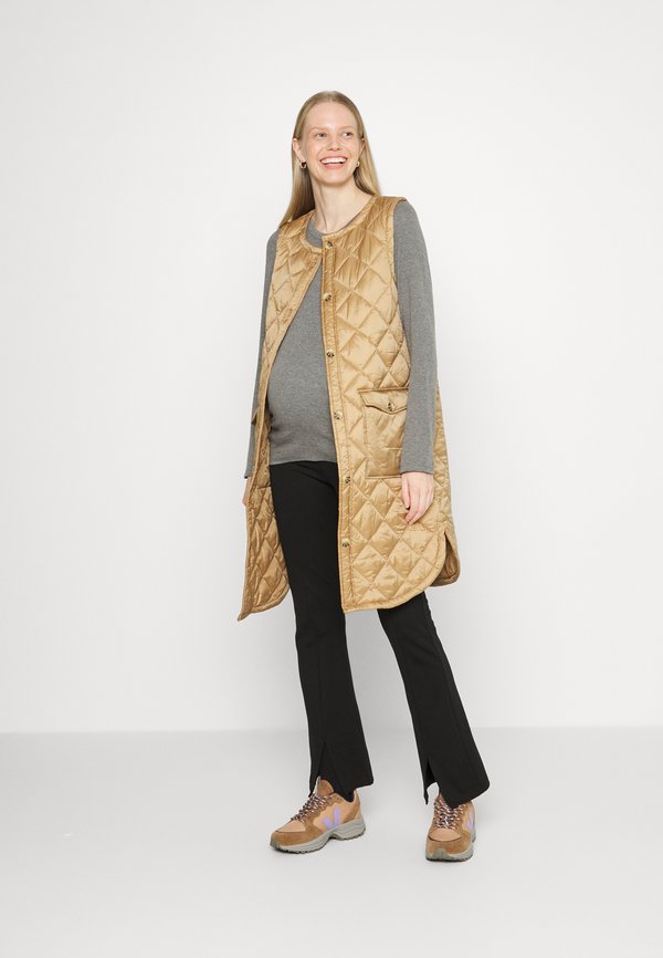 GAP Maternity MODERN CREW