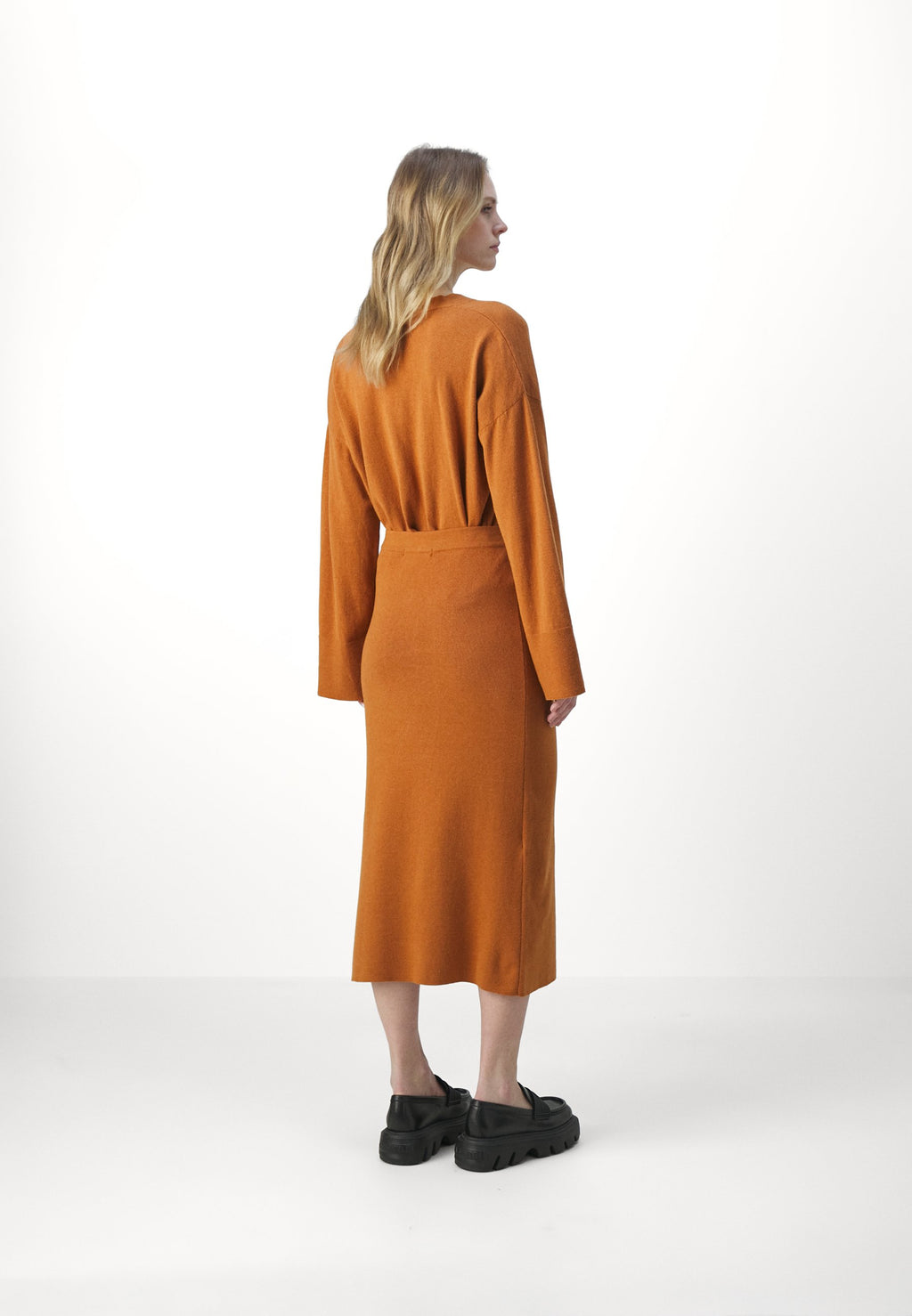 STUDIO ID SKIRT