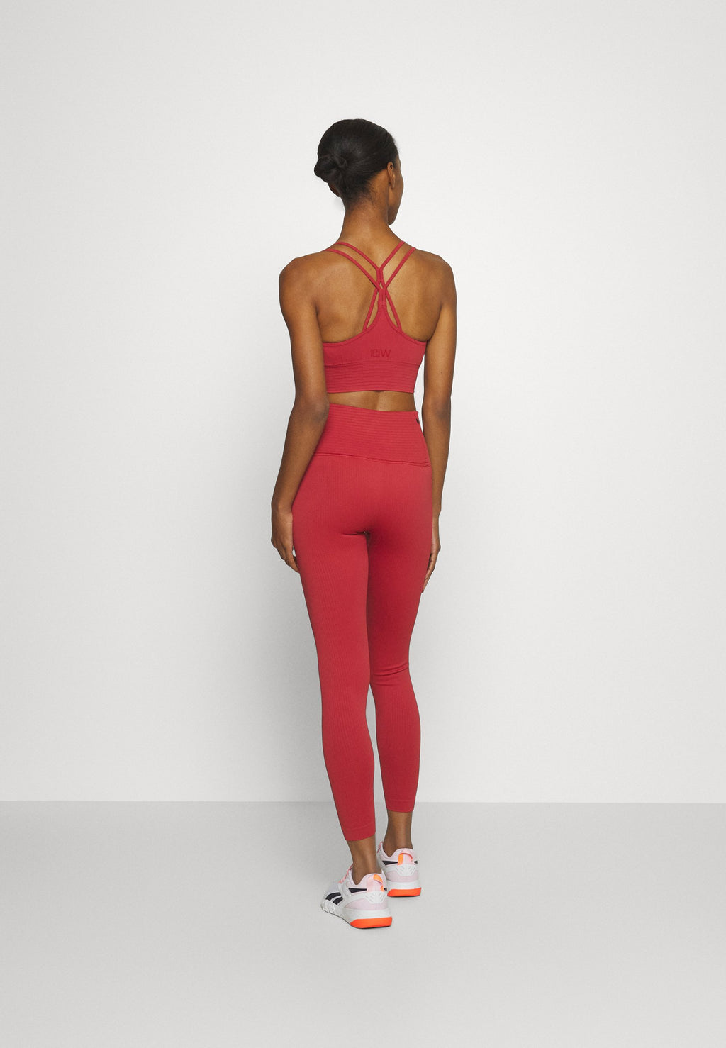 ICANIWILL DEFINE SEAMLESS POCKET