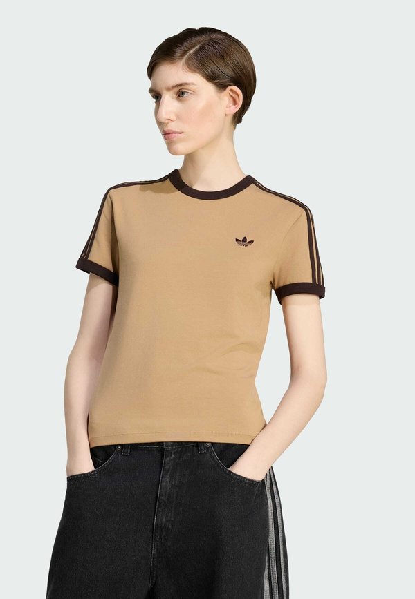 adidas Originals ADIDAS ORIGINALS CALI TEE - Print T-shirt - cardboard