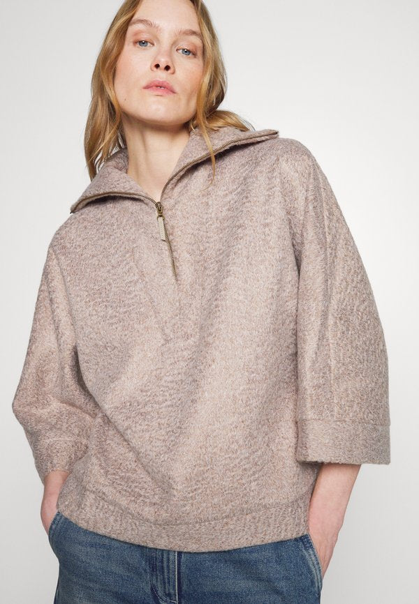 TOMMAZO OVERSIZED CROP
