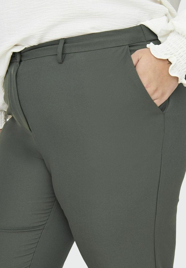 ONLY Carmakoma Classic CARTHEA Straight Fit