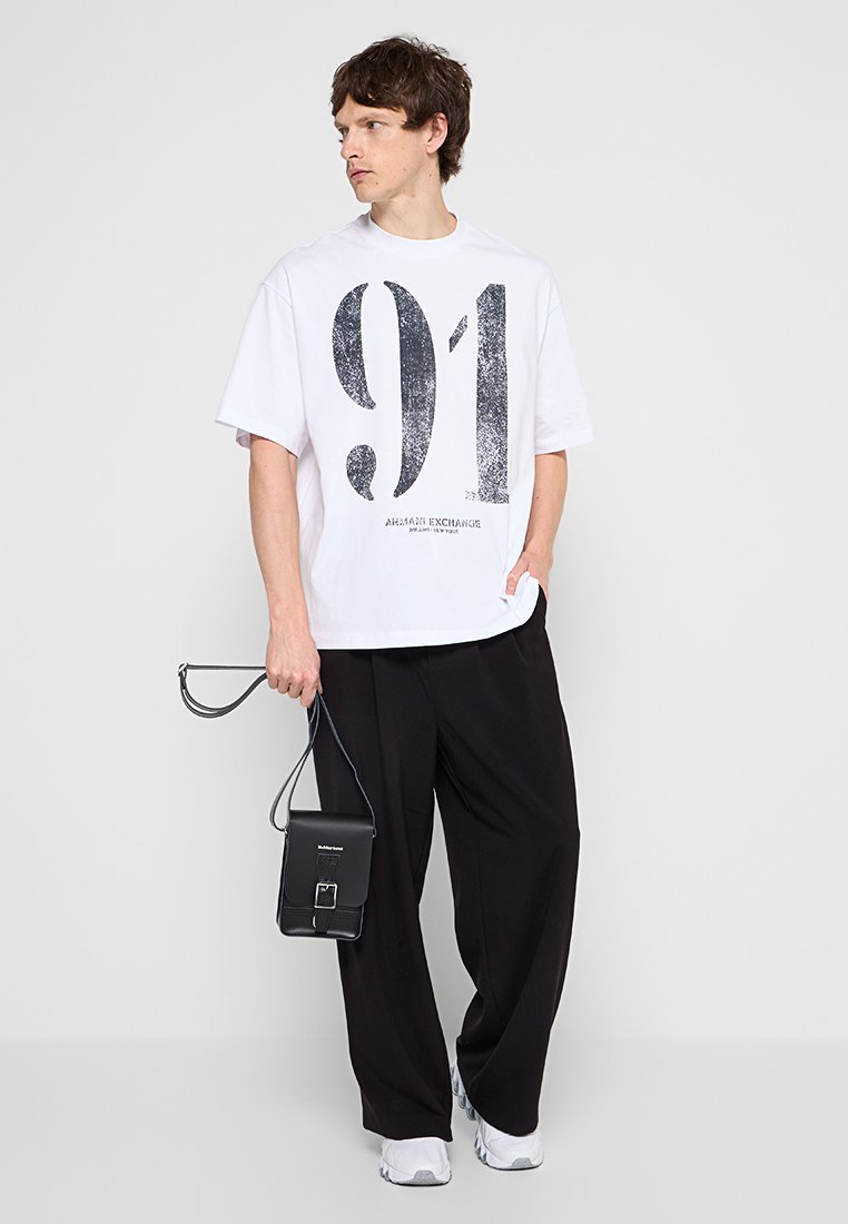 Armani Exchange T-Shirt print Media 2