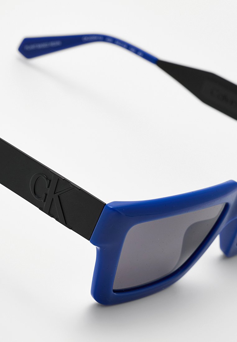 Calvin Klein Jeans Sonnenbrille Media 6