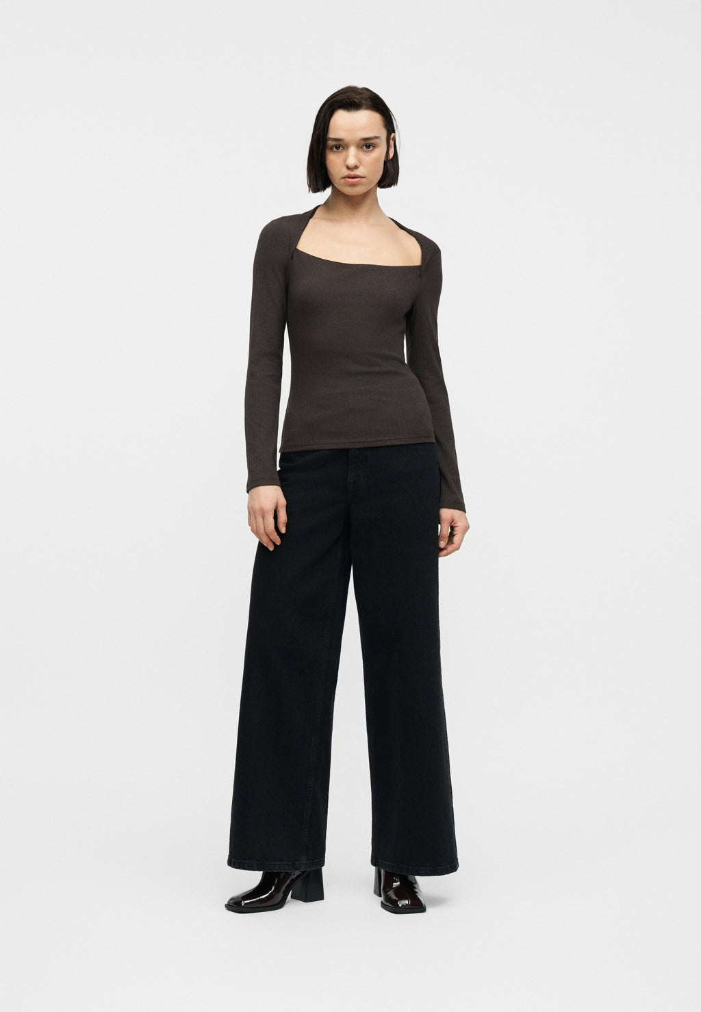 GAP WIDE ENVELOPE NECK