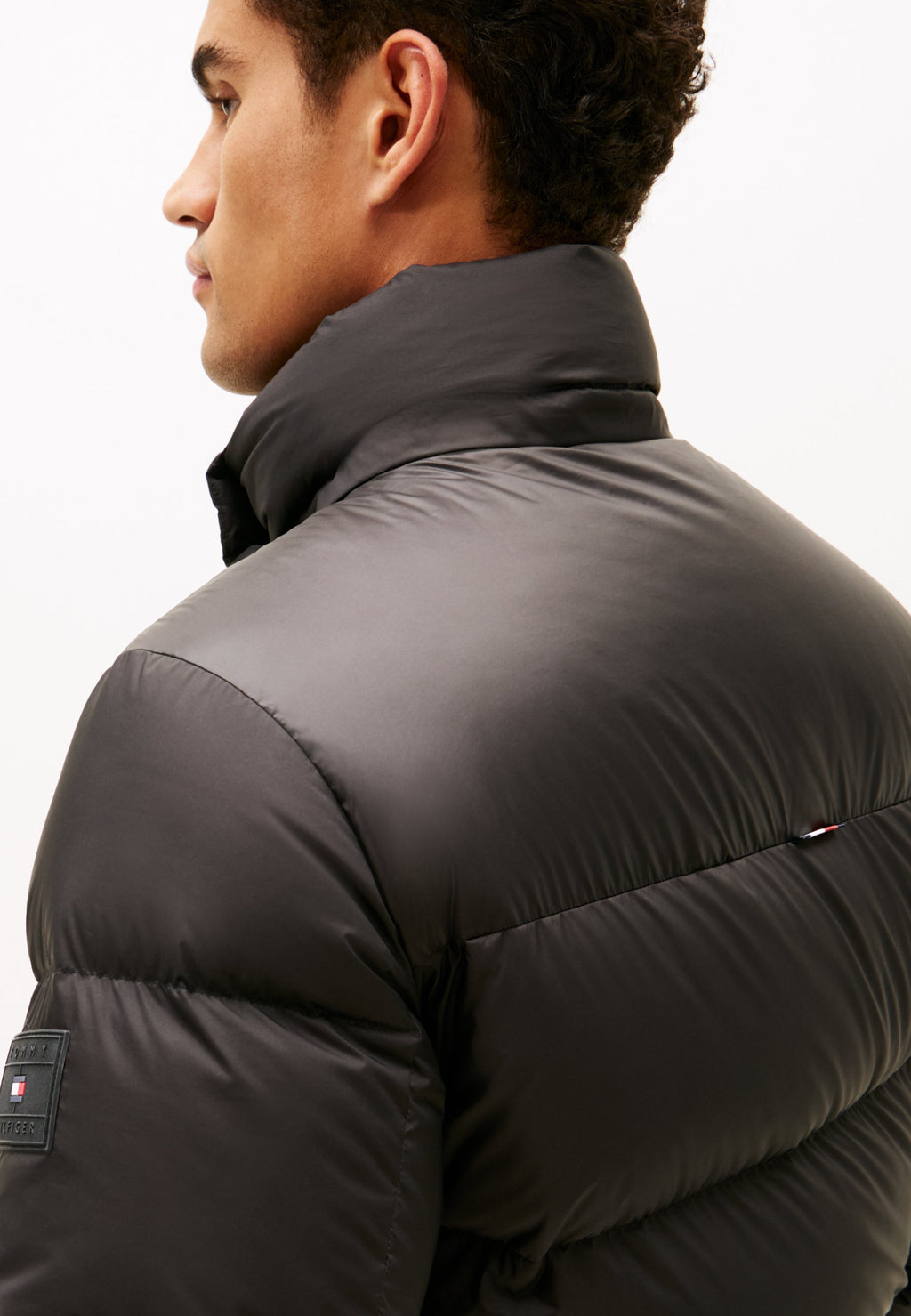 HOODED PUFFER Media 6