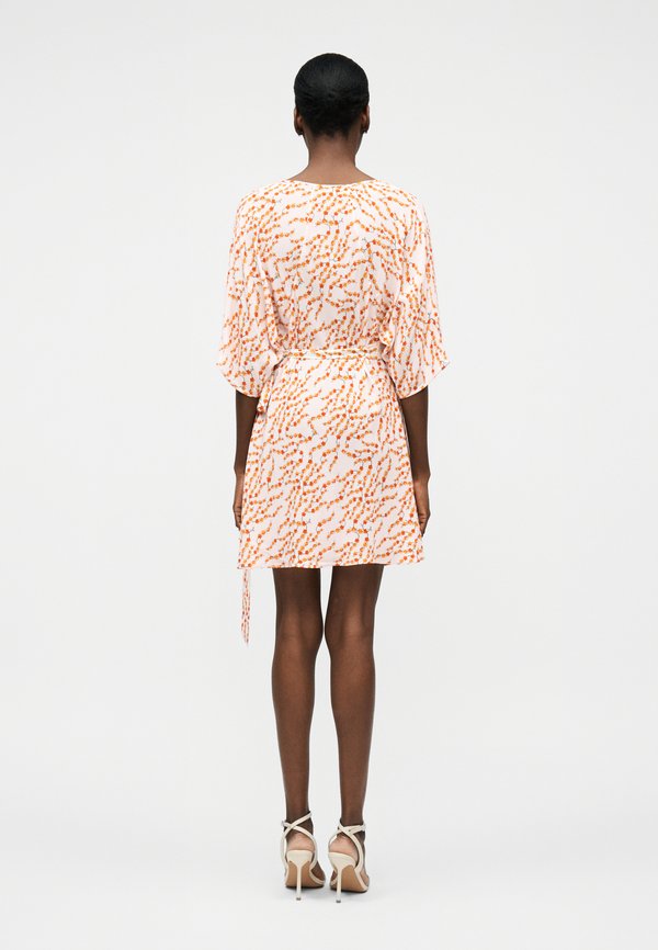 Diane von Furstenberg SHIA