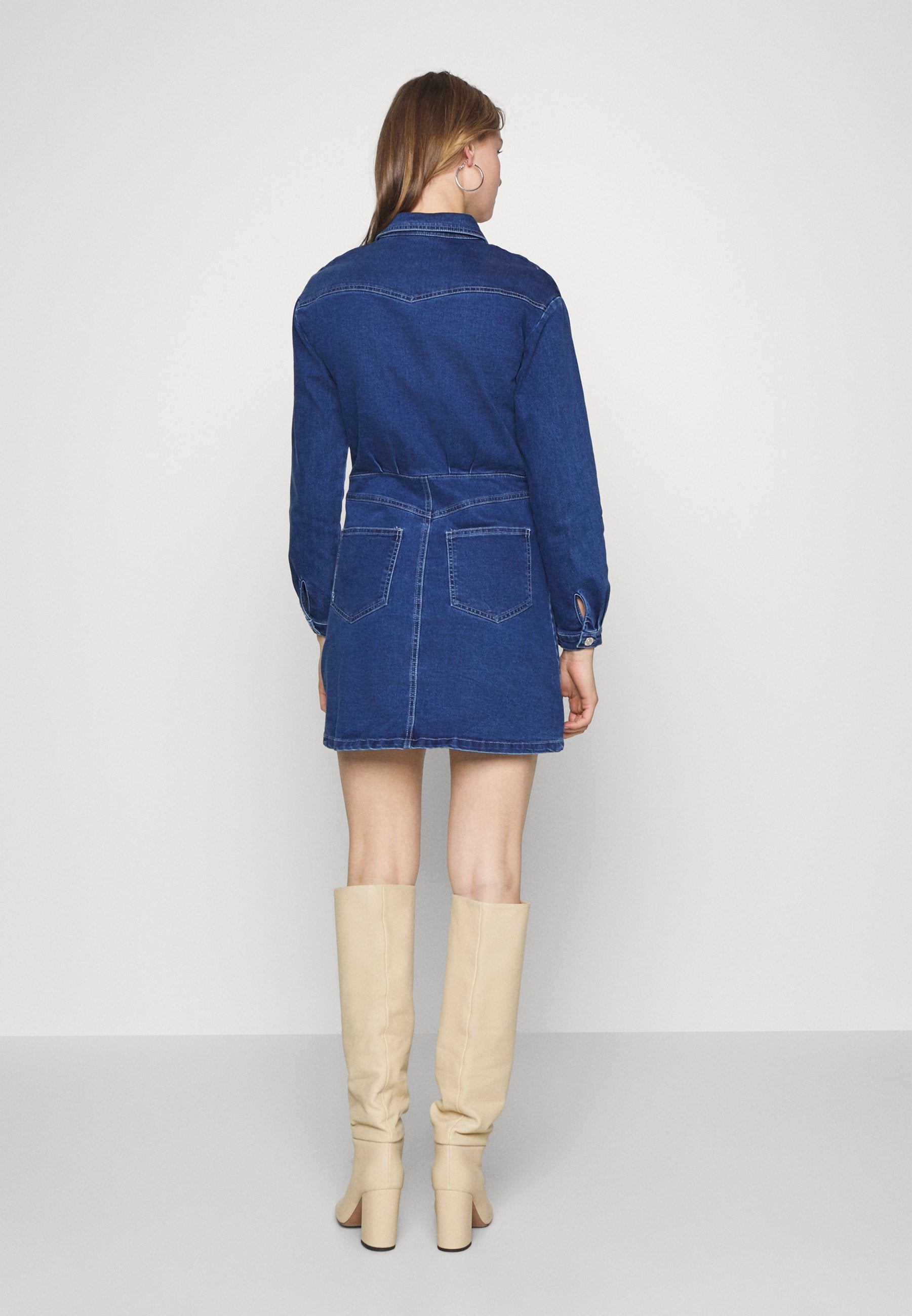 ONLFLEUR BUTTON DRESS Media 4