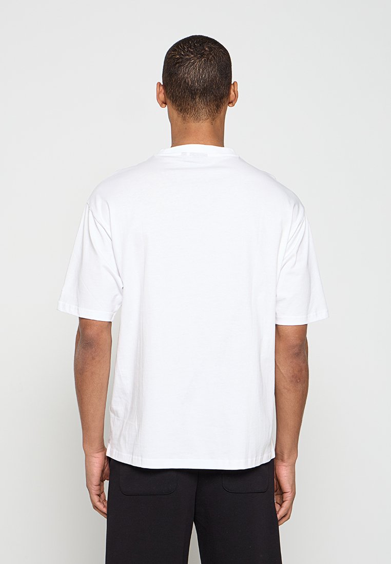 New Era OVERSIZED