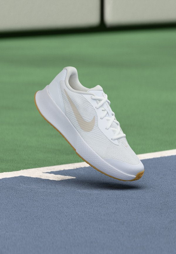 Nike Performance VAPOR LITE 3 - Multicourt tennis shoes - white/light orewood brown/summit white
